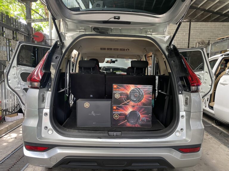 Mitsubishi Xpander Thay Thế Loa Zin Với Thương Hiệu JBL & Rockpower R7 ...
